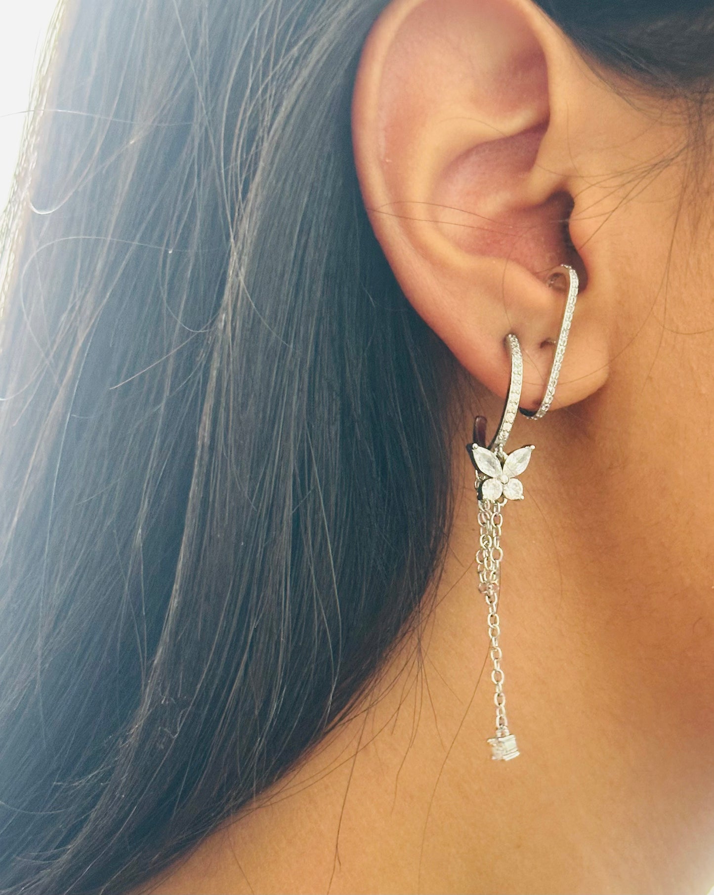BOUCLE D'OREILLES AVEC PAPILLON SILVER- ALYA