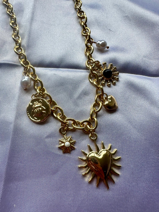COLLIER À CHARMS -COACHELLA