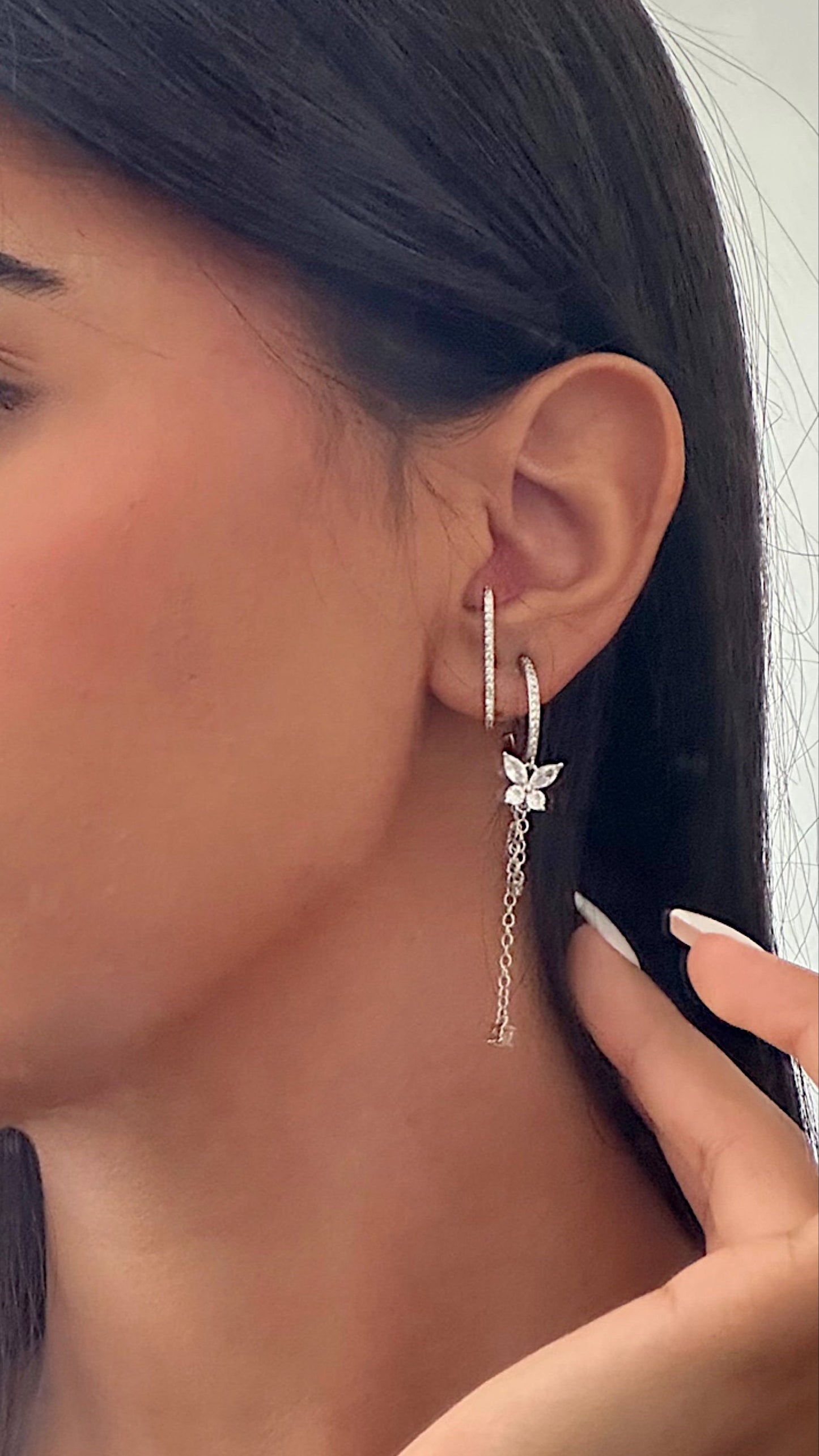 BOUCLE D'OREILLES AVEC PAPILLON SILVER- ALYA